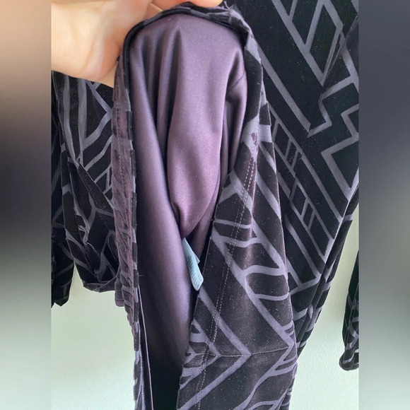 VINCE Camuto Purple Velvet Geometric Shift Dress Size  4 - Picture 10 of 16